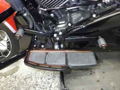Harley-Davidson FLHXSE1980 CVO 2024