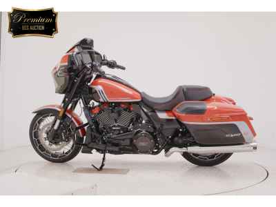 Harley-Davidson FLHXSE1980 CVO 2024