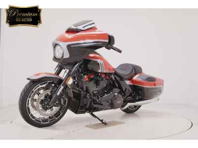 Harley-Davidson FLHXSE1980 CVO 2024