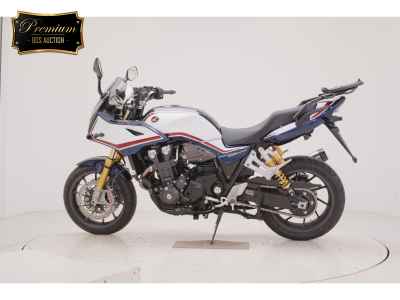 Honda CB1300 Super Boldor 2023
