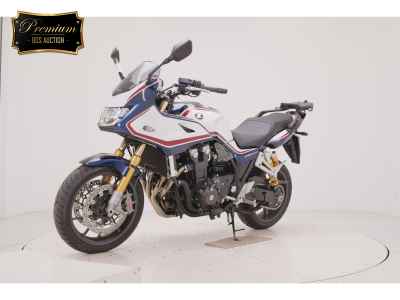 Honda CB1300 Super Boldor 2023