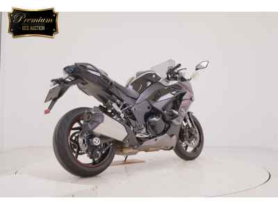 Kawasaki Ninja 1000SX 2025
