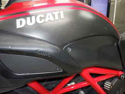 Ducati Diavel Carbon 2014