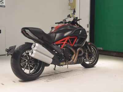 Ducati Diavel Carbon 2014