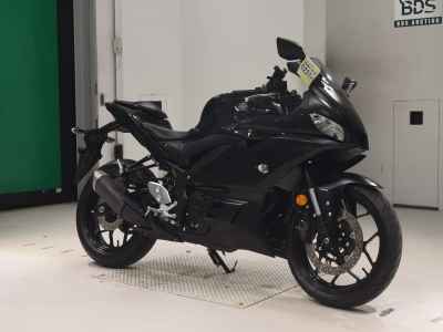 Yamaha YZF-R3 2021