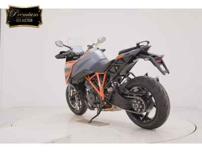 KTM 1290 Super Duke GT 2025