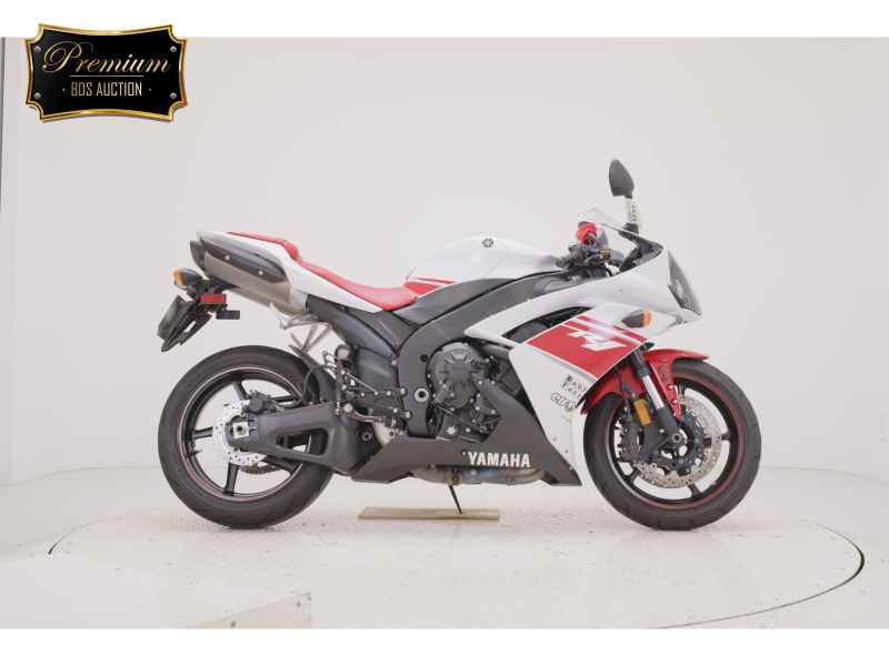 Yamaha YZF-R1 2011
