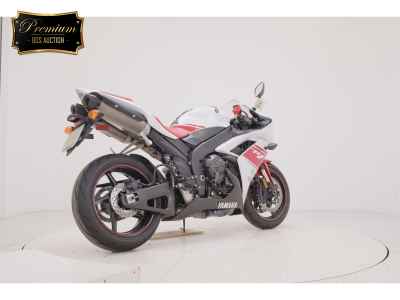 Yamaha YZF-R1 2011