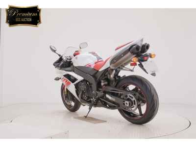 Yamaha YZF-R1 2011