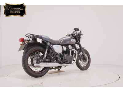 Kawasaki W800 Cafe 2019