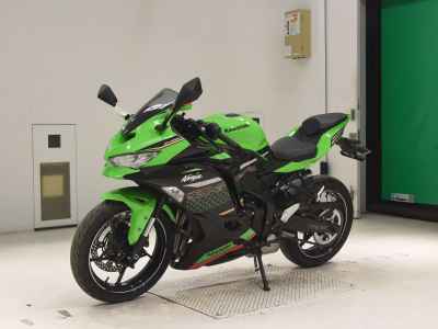 Kawasaki Ninja ZX-25R 2022