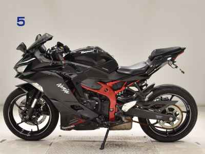 Kawasaki Ninja ZX-25R KRT Edition 2021