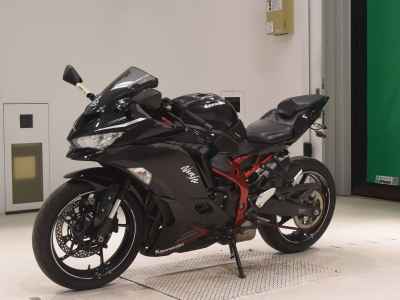 Kawasaki Ninja ZX-25R KRT Edition 2021