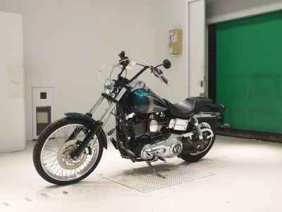 Harley-Davidson Wide Glide FXDWG1450 2005