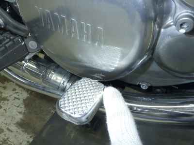 Yamaha SR400 2021