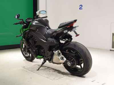 Kawasaki Z1000 2022