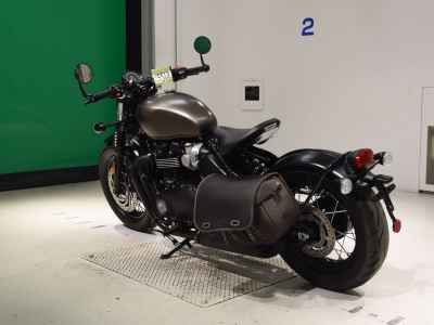 Triumph Bonneville Bobber 2021