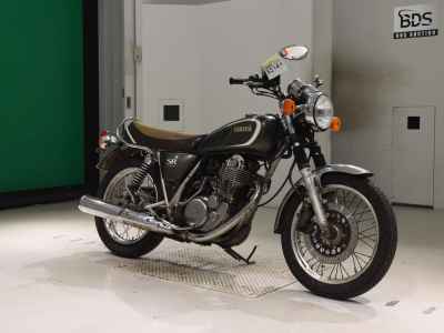 Yamaha SR400 2016