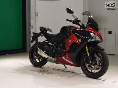 Suzuki GSX-S1000F 2017