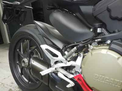 Ducati Panigale V2 Bayliss 2023