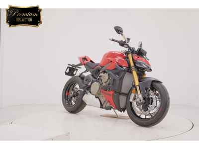 Ducati Streetfighter V4S 2025