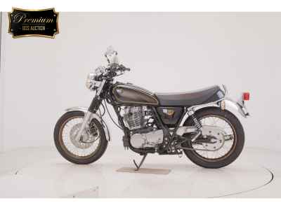 Yamaha SR400 2021