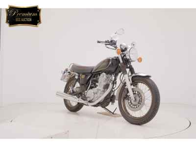 Yamaha SR400 2021