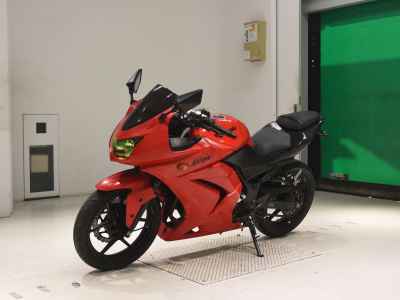 Kawasaki Ninja 250