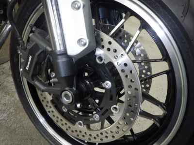 Kawasaki Z900RS 2023