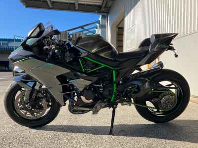 Kawasaki Z1000 2018