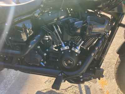 Harley-Davidson FXLRST 2025