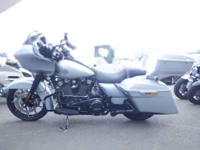 Harley-Davidson Street Glide FLHXS1690 2024