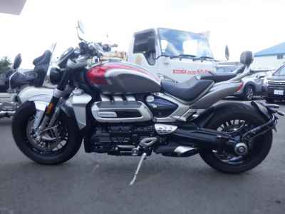 Triumph Rocket III R 2022