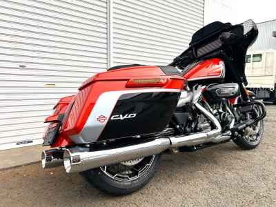 Harley-Davidson Street Glide FLHXSE1800 2024