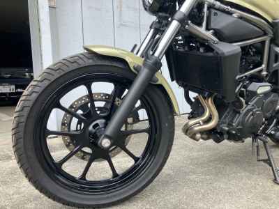 Kawasaki W400 2024