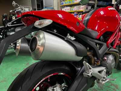 Ducati Monster 696 2012