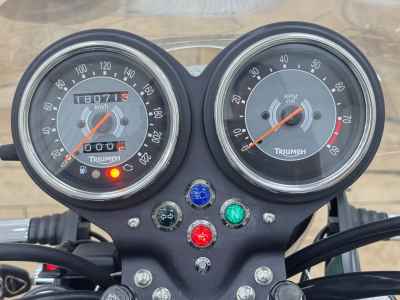 Triumph Bonneville T100 2009