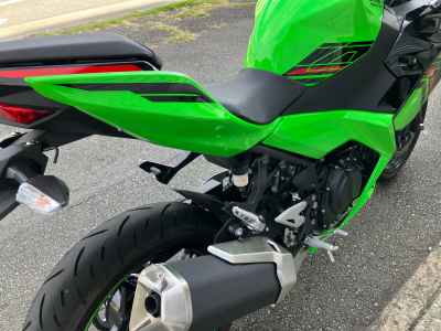 Kawasaki Ninja 400 2025
