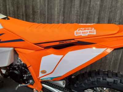 KTM 125 Duke 2025