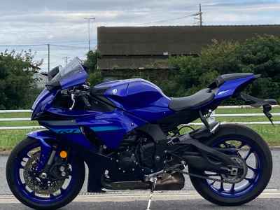 Yamaha YZF-R1 2024