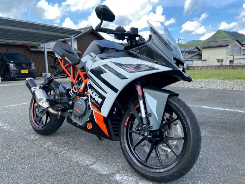 KTM RC 390 2021