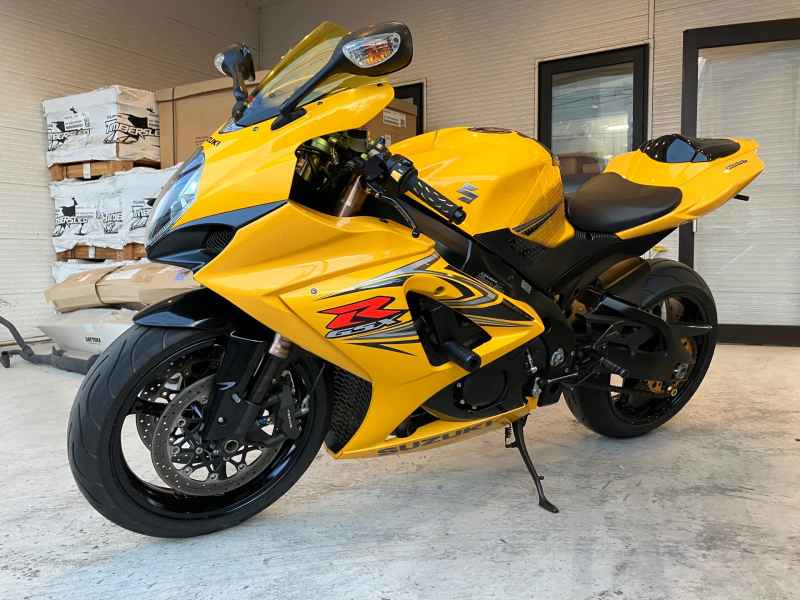 Suzuki GSX-R1000 2011