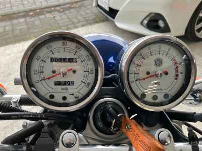 Yamaha SR400 2022