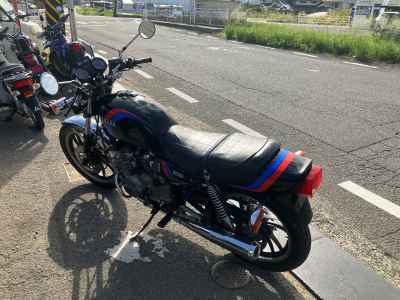 Yamaha XJ550
