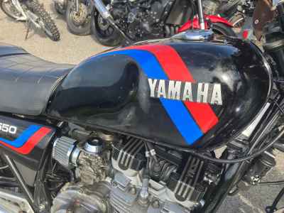 Yamaha XJ550