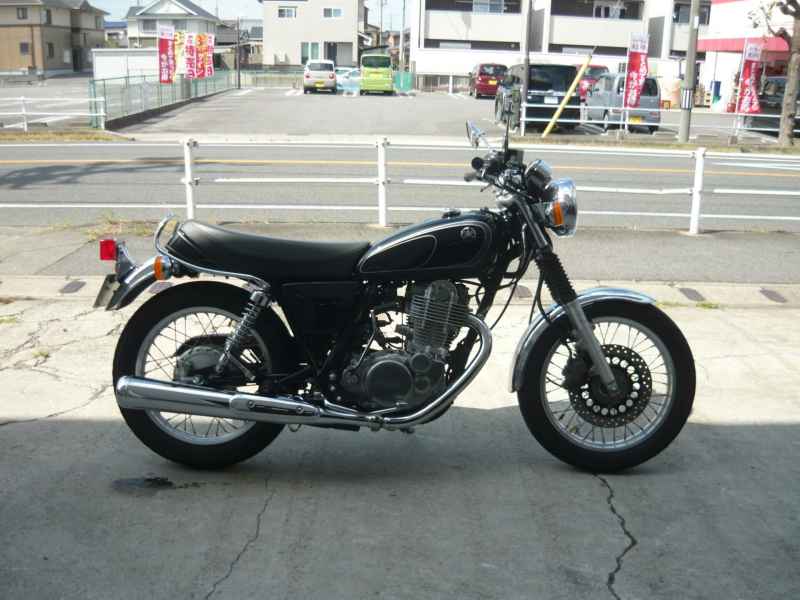 Yamaha SR400 2012