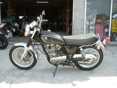 Yamaha SR400 2012
