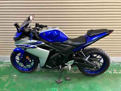Yamaha YZF-R25 2016