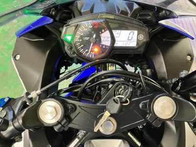 Yamaha YZF-R25 2016