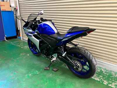 Yamaha YZF-R25 2016